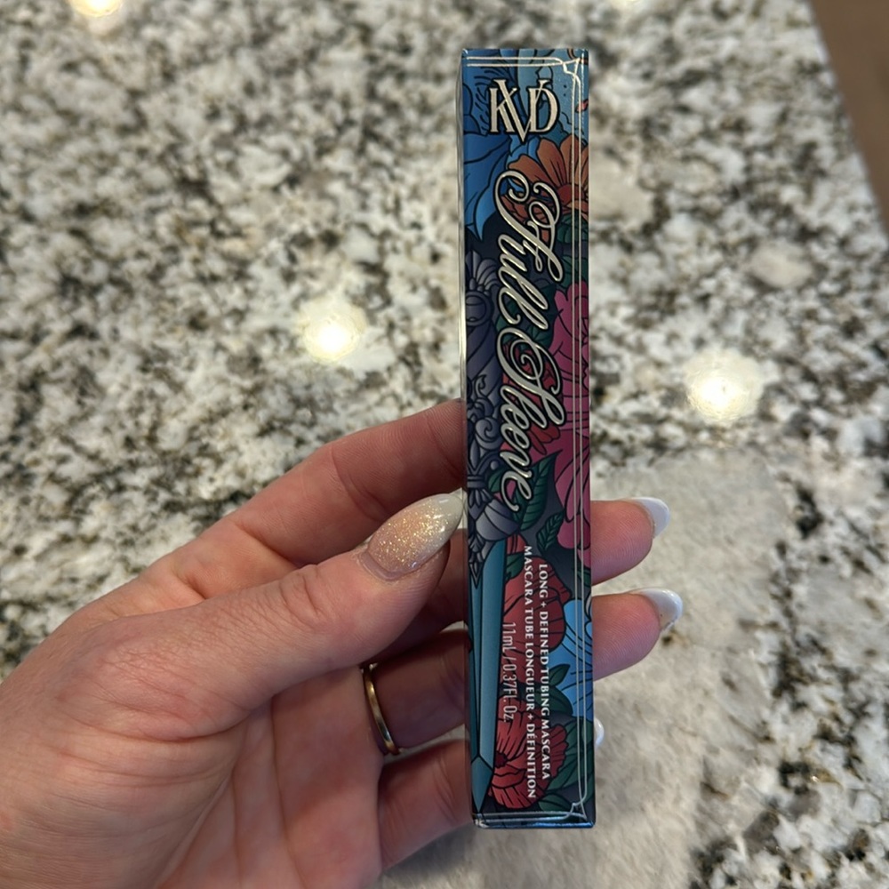 KVD Kat Von D - Long Defined Tubing Mascara - 10 Ink Black - Brand New In Box